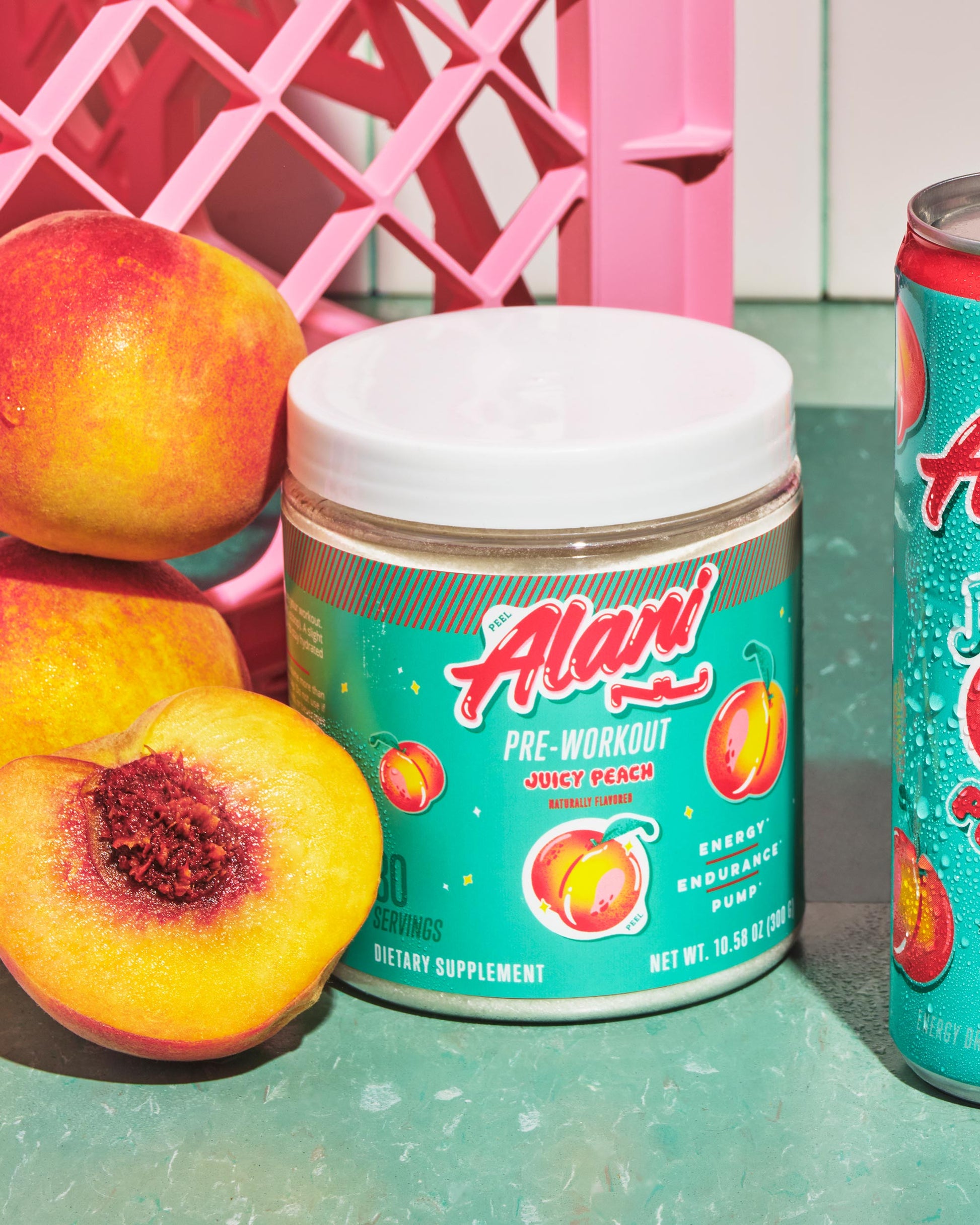 pre-workout-juicy-peach-30-servings-i7 old_ProductPagePWOLifestyle3_77022674-d0da-499a-8941-6c66b1f93261.jpg